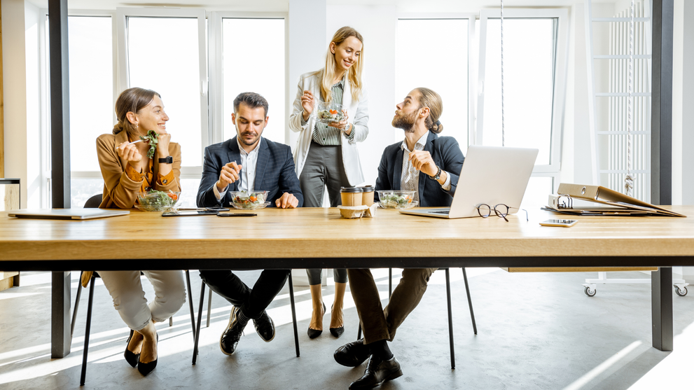 Shopping For Unique Employee Recognition Gifts